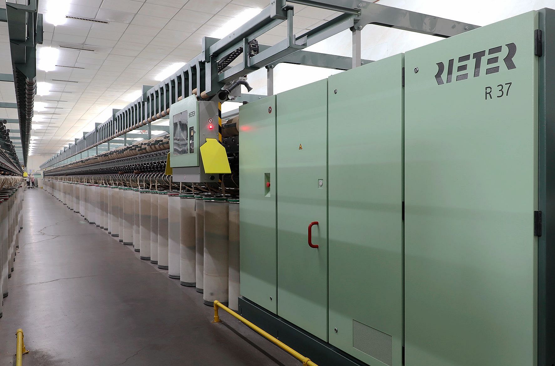 Rotorspinnmachine R 37, Guangrao